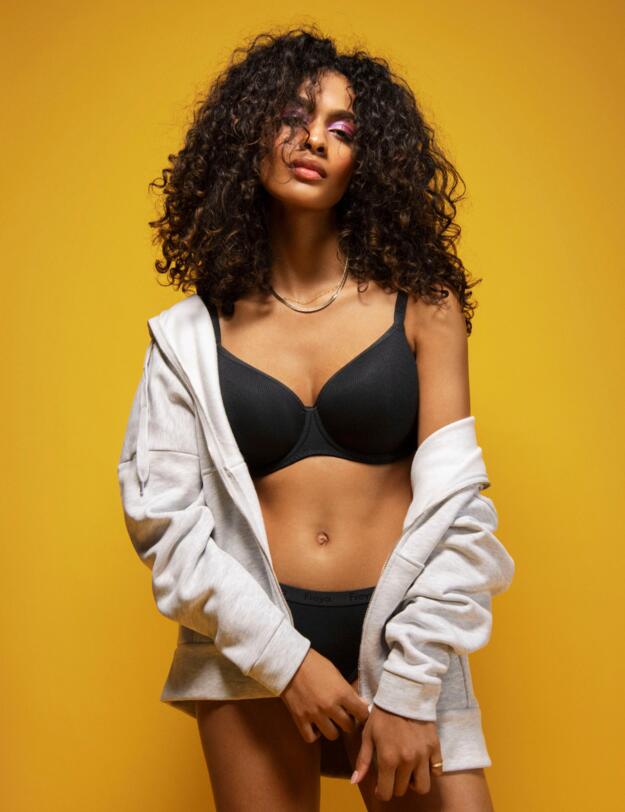 Freya Chill Moulded T-Shirt Bra Black