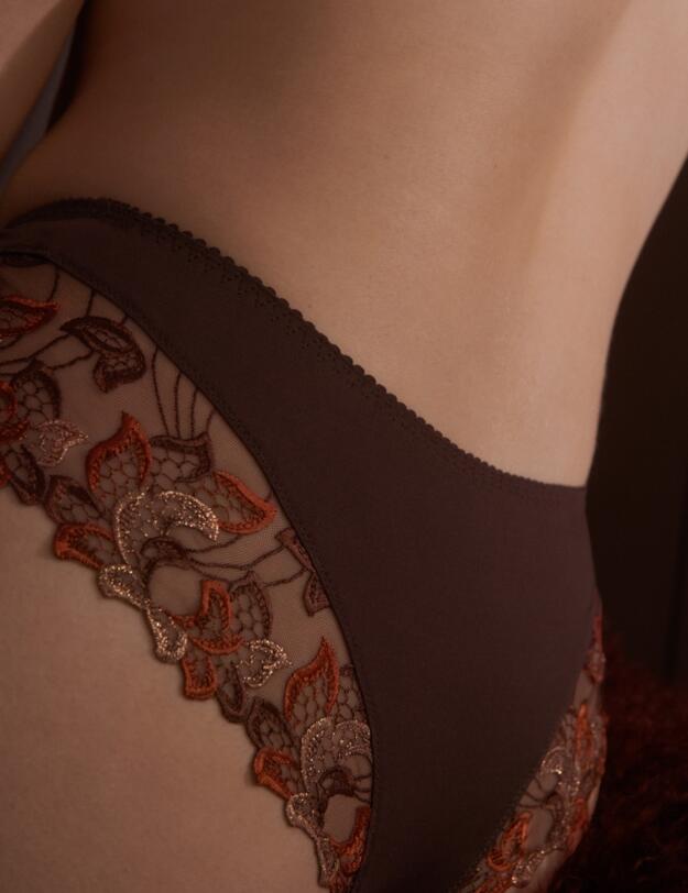 Prima Donna Deauville Luxury Thong Ristretto