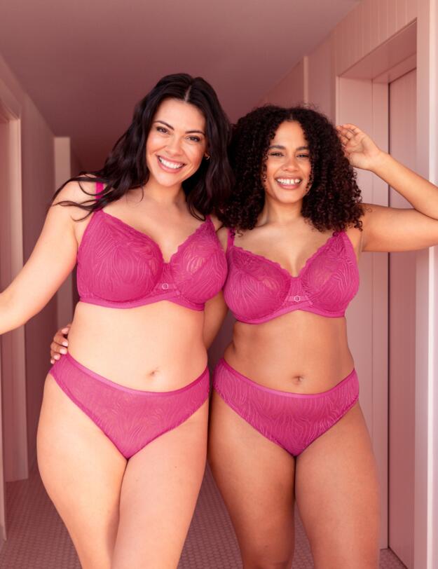 Curvy Kate Lace Daze Brazilian Brief Lipstick Pink 