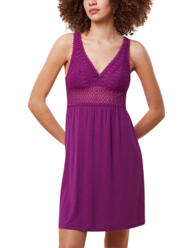 Triumph Aura Spotlight One-Piece Nightie Violet