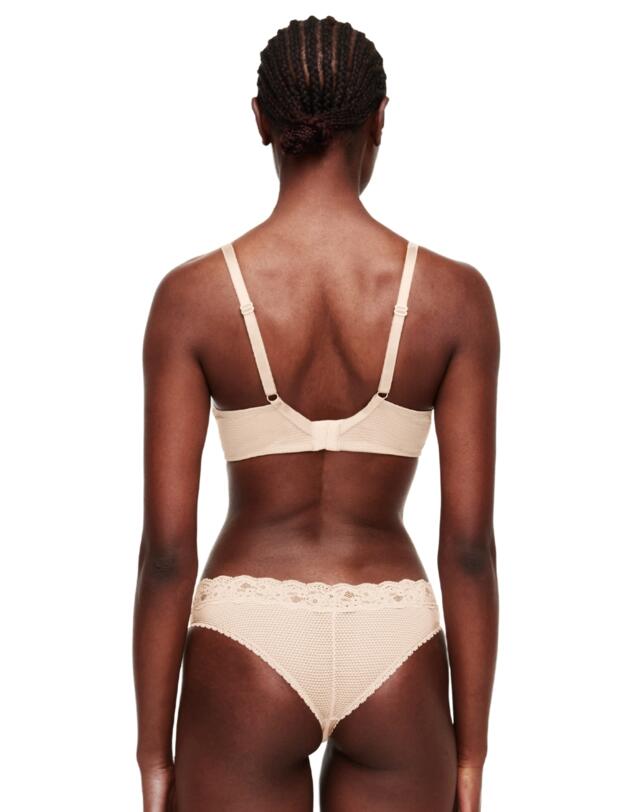 Passionata by Chantelle Brooklyn Plunge T-shirt bra Cappuccino