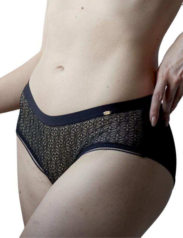 Pretty Polly Delicate Lace Short Black