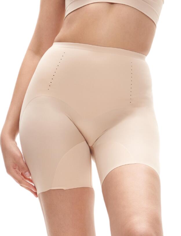 Heist Sculpt The Highlight Short Almond (40)