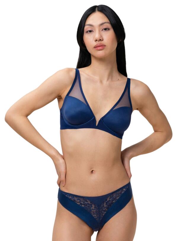 Triumph Vivid Spotlight Plunge Bra Deep Water