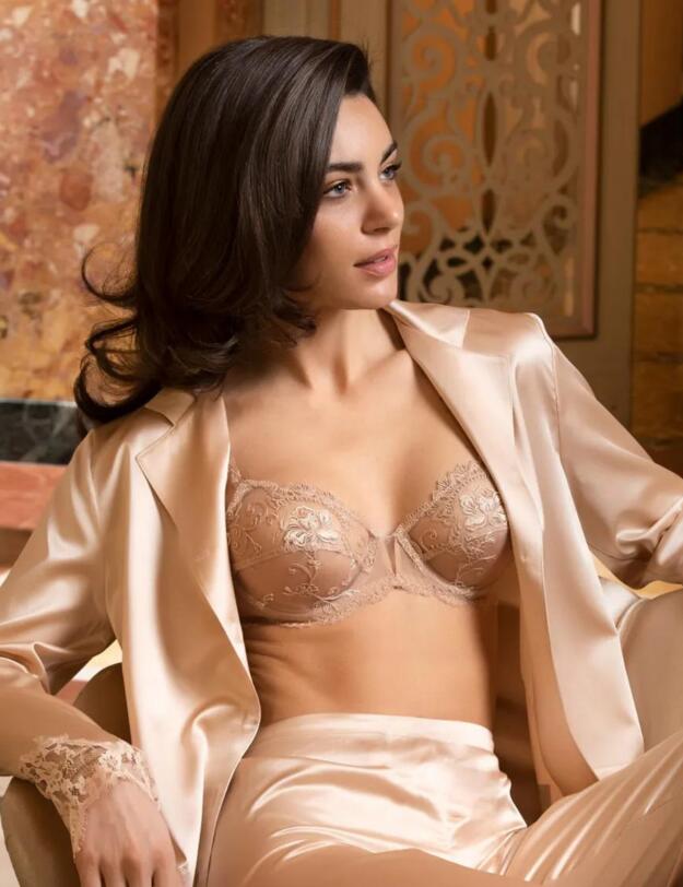 Lise Charmel Deesse En Glam Full Cup Bra Deesse Nude