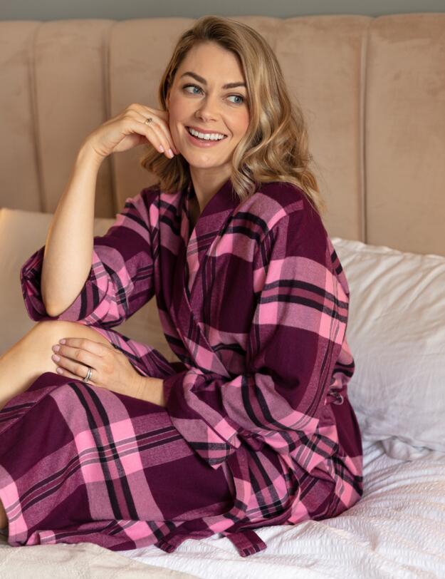 Cyberjammies Eve Long Dressing Gown Magenta Check 