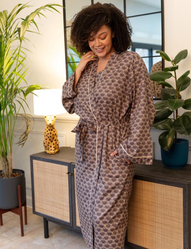  Cyberjammies Lana Long Dressing Gown  Brown Geo Print 