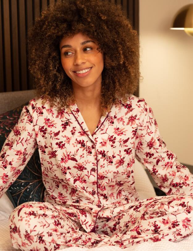 Cyberjammies Eve Pyjama Pants Cream Berry Print 