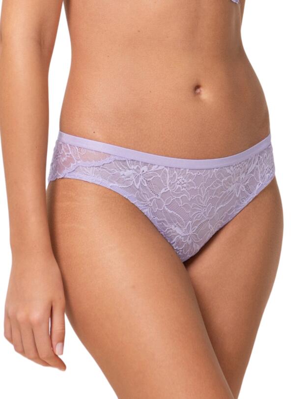 Triumph Amourette Charm Brazilian Brief Light Lilac 