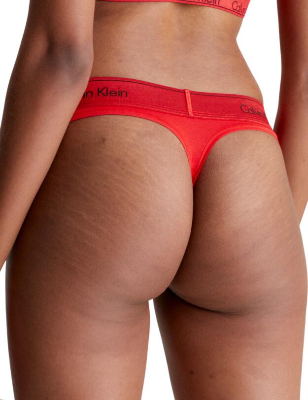 Calvin Klein Modern Cotton Holiday Thong Rouge 