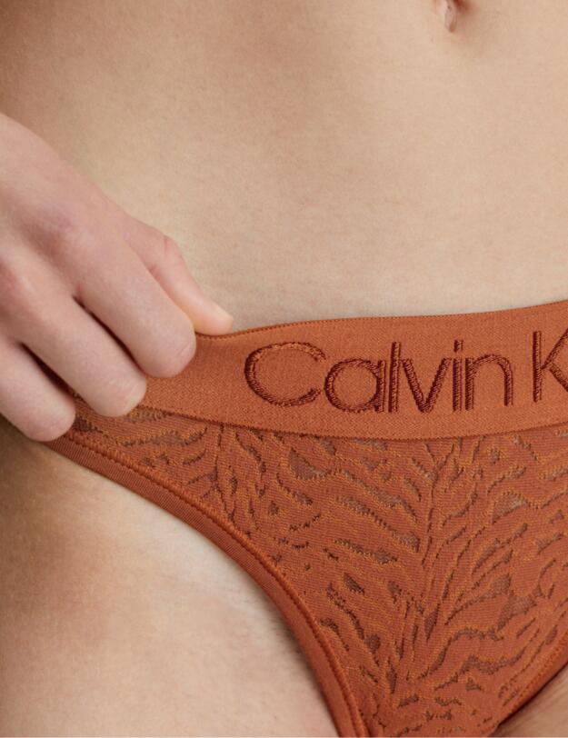  Calvin Klein Intrinsic Lace Thong Ginger Bread