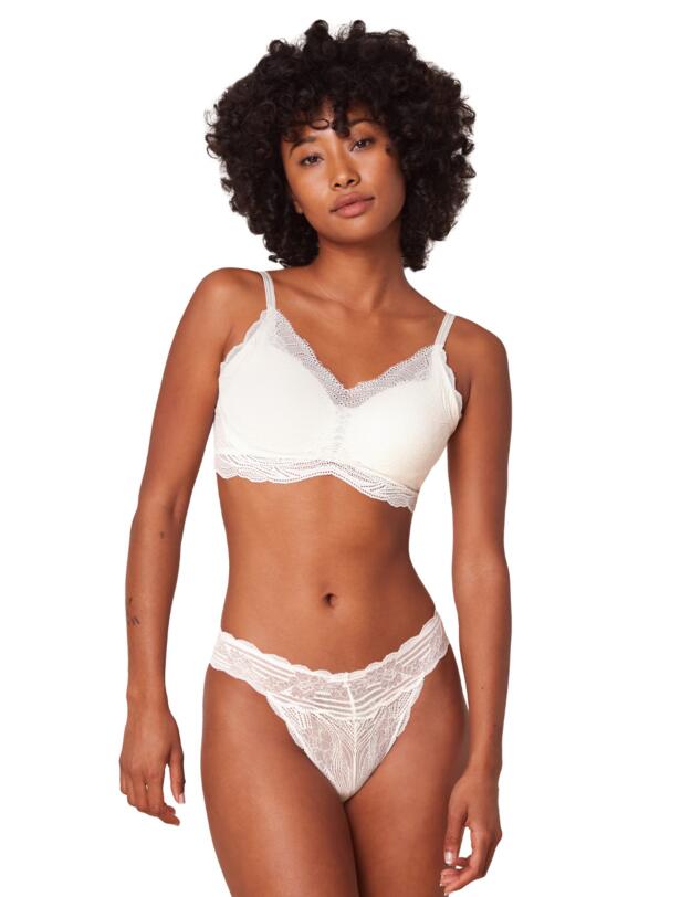 Triumph Lift Smart Brazilian Brief Ecru White