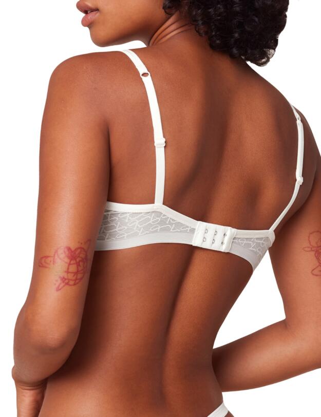 Triumph Signature Sheer Padded Bra Ecru White