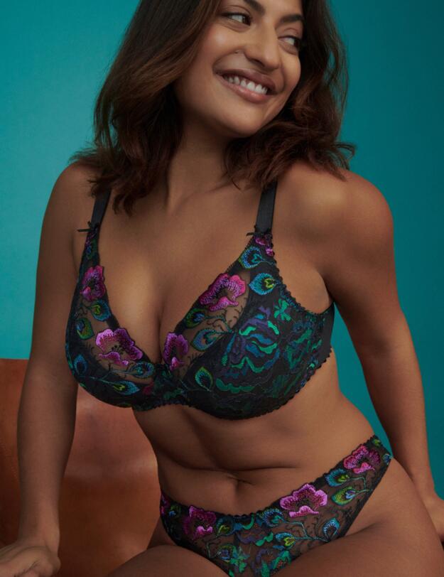 Prima Donna San Angel Thong Peacock Feather