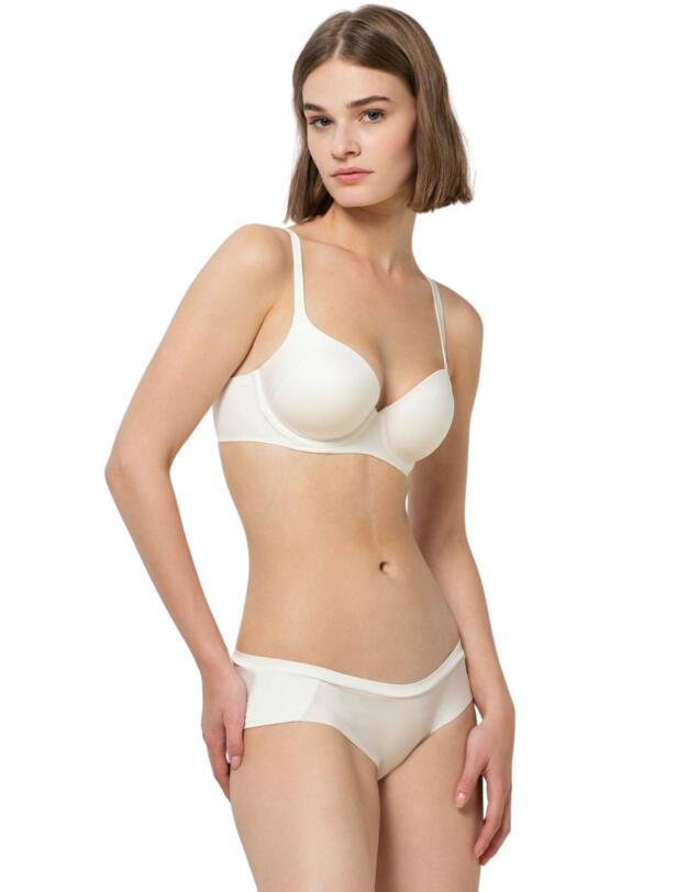 Triumph Body Make-Up Soft Touch Wired Padded Bra Vanille