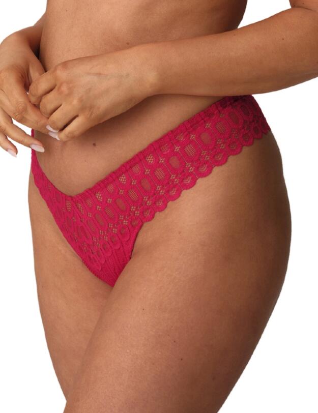 Prima Donna Twist Los Ayala Thong Sangria