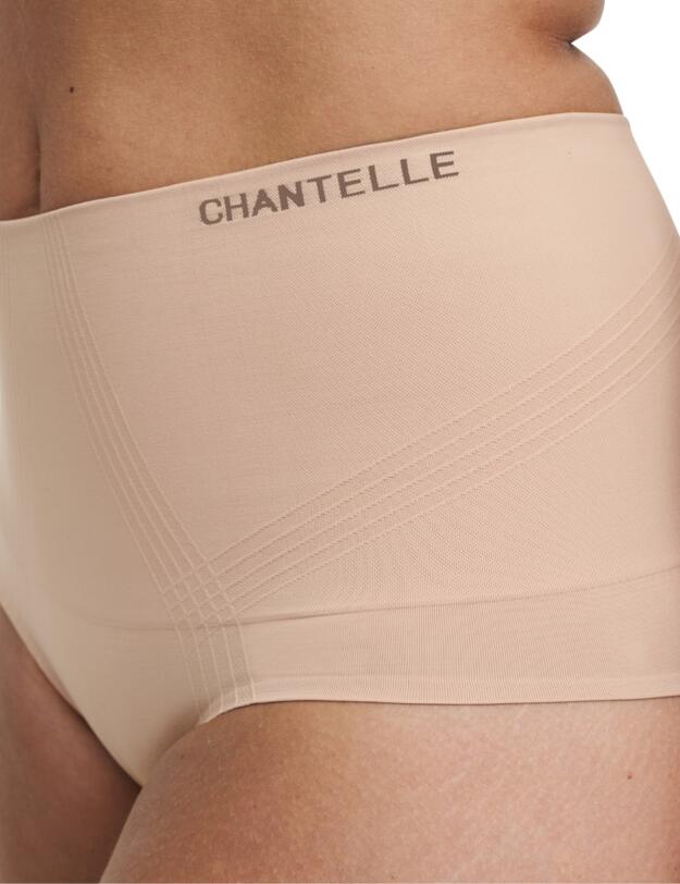 Chantelle Smooth Comfort Shapewear Full Brief Clay Nude