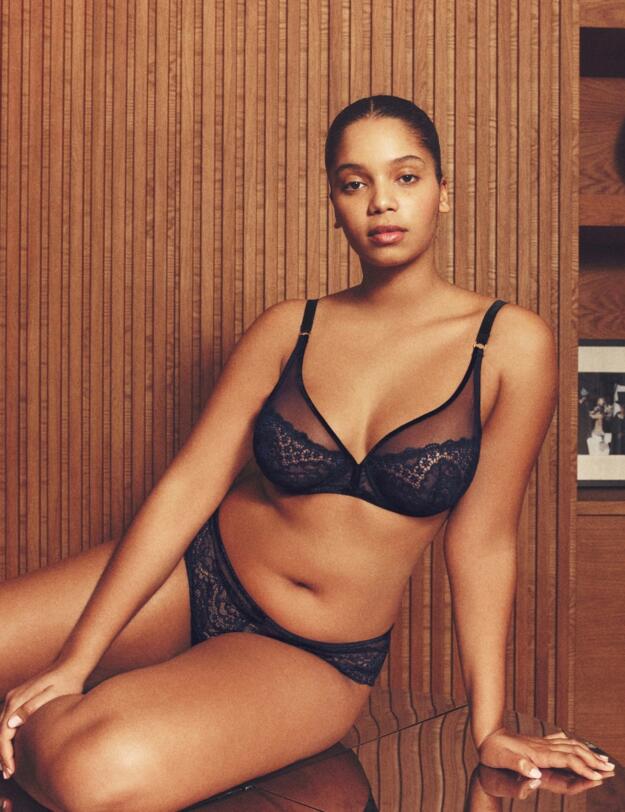 Simone Perele Scenario Plunging Underwired Bra Black