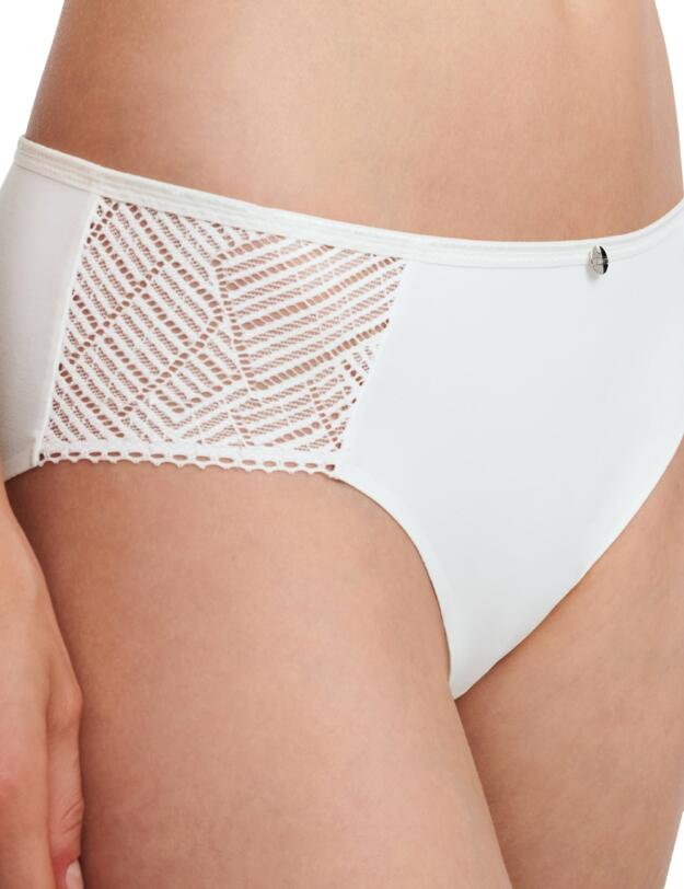 Chantelle Emma Brief Milk