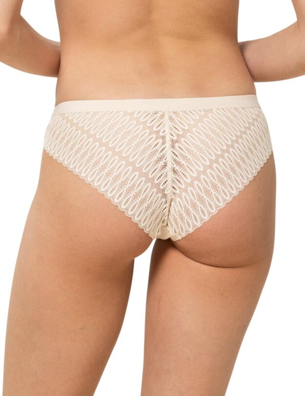Triumph Aura Spotlight Brazilian Brief Creamy Dream