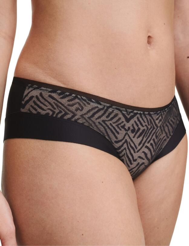 Chantelle Graphic Allure Shorty Brief Black