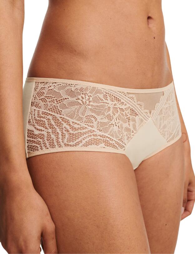 Chantelle Floral Touch Shorty Golden Beige