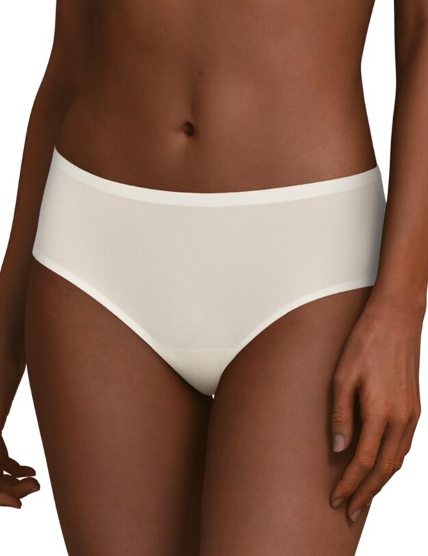 Chantelle Soft Stretch Shorty Brief Ivory