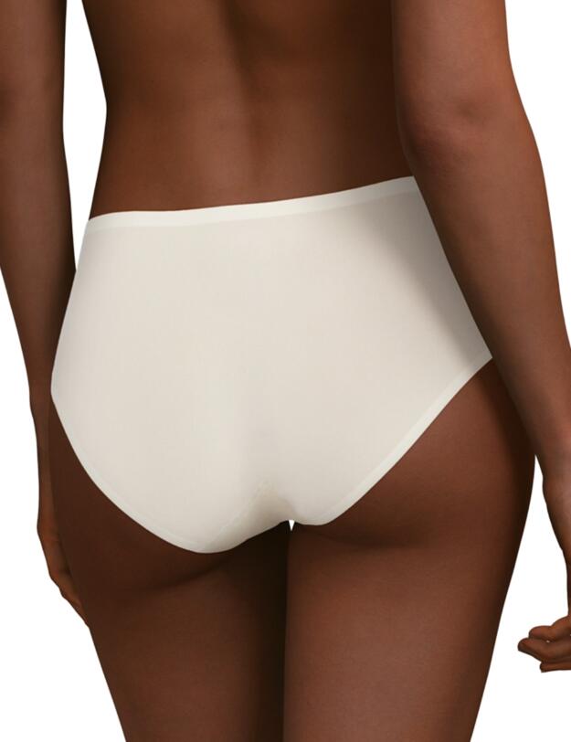 Chantelle Soft Stretch Shorty Brief Ivory