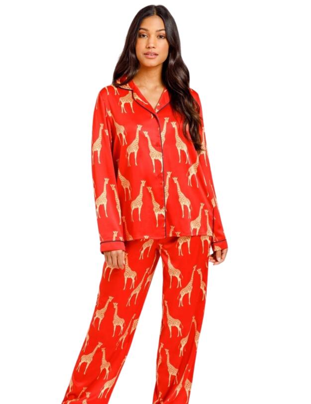 Chelsea Peers Satin Long Pyjama Set Red Giraffe