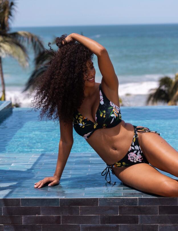 Freya Twilight Soul High Apex Bikini Top Black