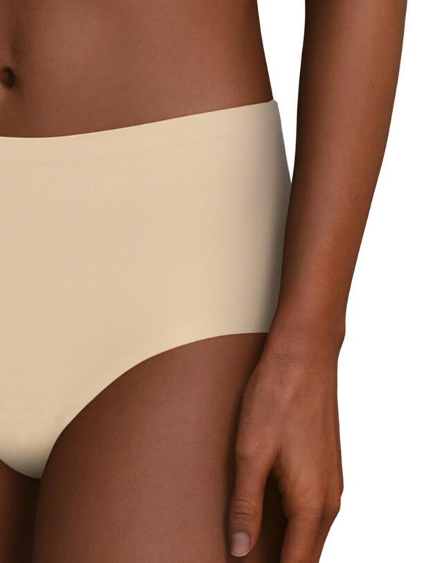 Chantelle Soft Stretch Shorty Nude Sand