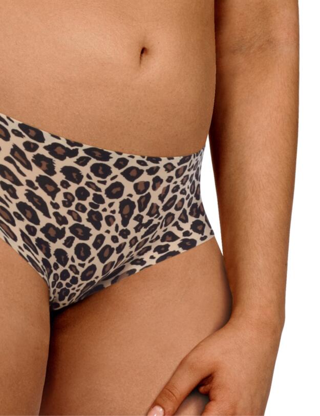 Chantelle Soft Stretch Shorty Leopard Print