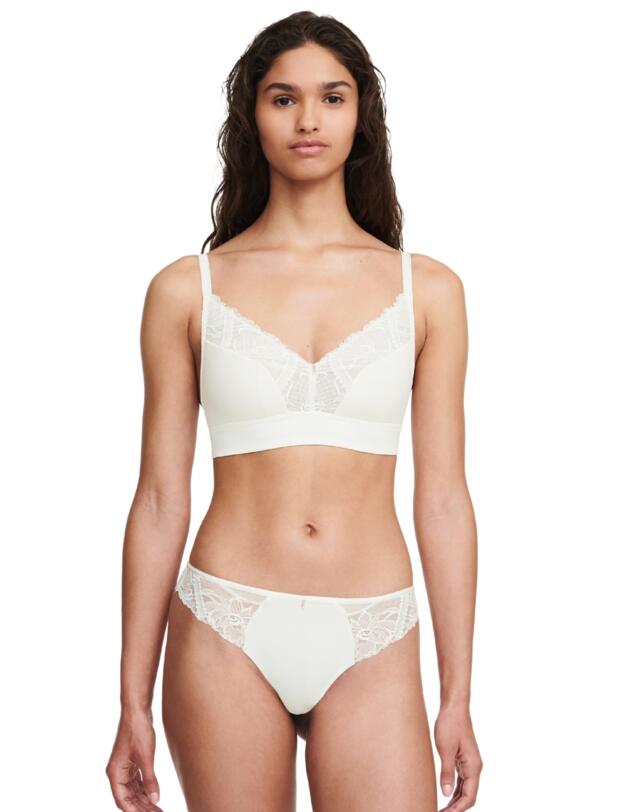 Chantelle Orangerie Dream Non-Wired Support Foam Bra Milk