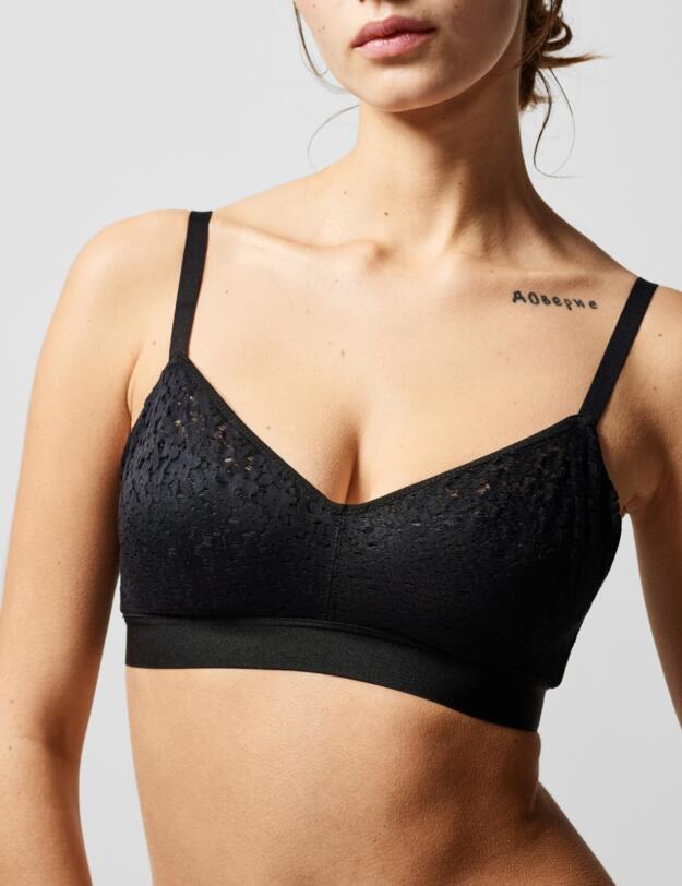 Chantelle Norah Non-Wired Support Bra Black