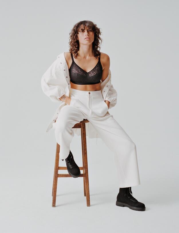 Chantelle Norah Non-Wired Support Bra Black