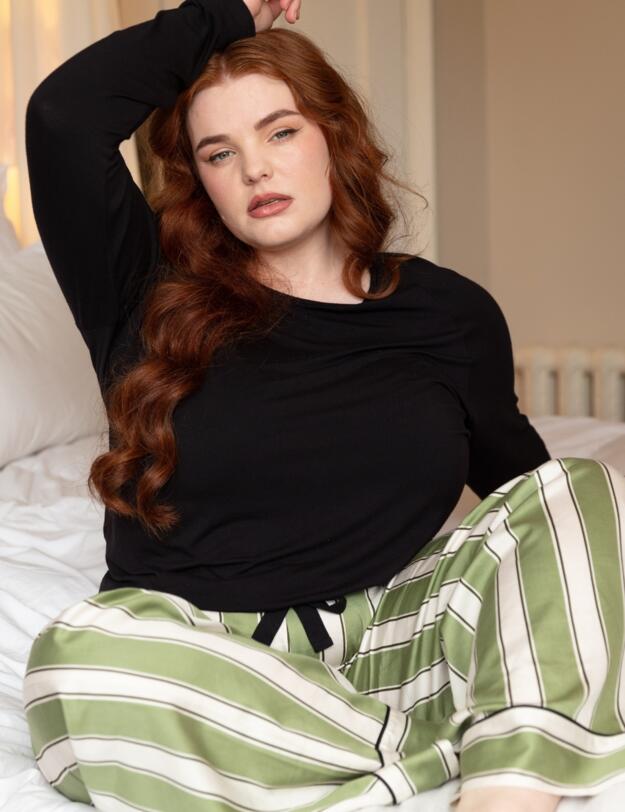 Cyberjammies Nancy Slouch Jersey Pyjama Top Black