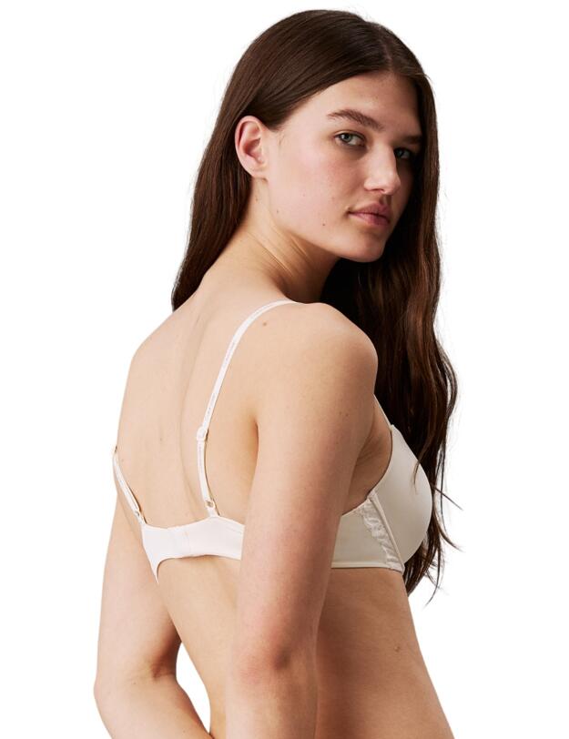 Calvin Klein CK Attraction Push-Up Plunge Bra Ivory