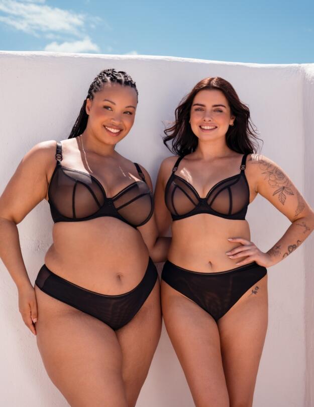 Curvy Kate Lifestyle Plunge Bra Black