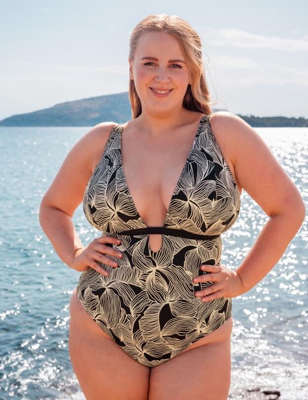 Curvy Kate Ripple Reef Reversible Wireless Swimsuit Black Print