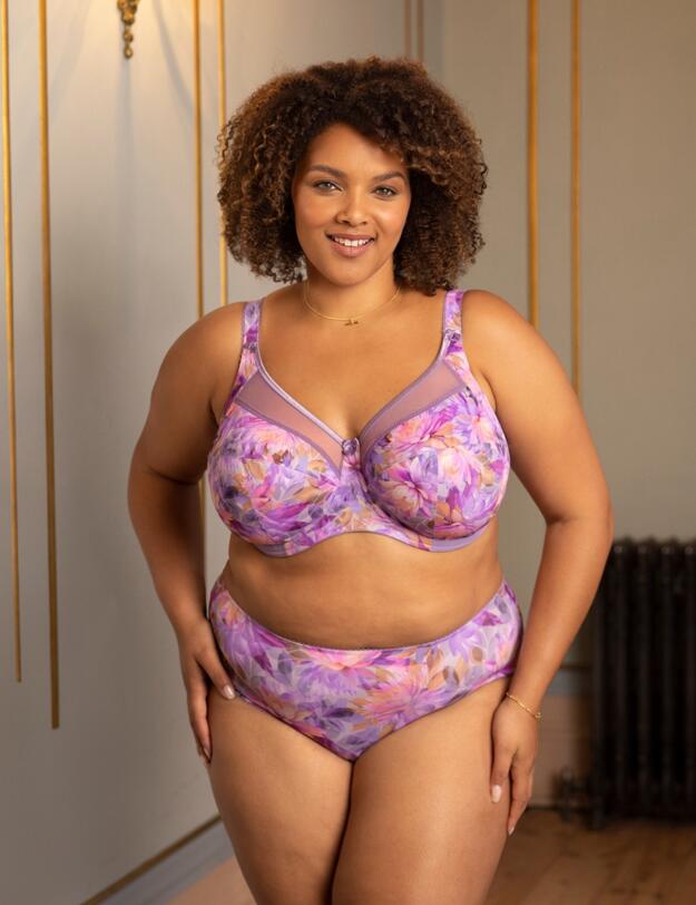 Goddess Kayla Full Brief Lotus