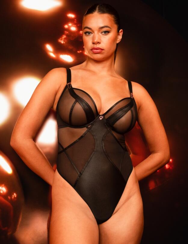 Scantilly by Curvy Kate Suspense Wired Bodysuit Black 