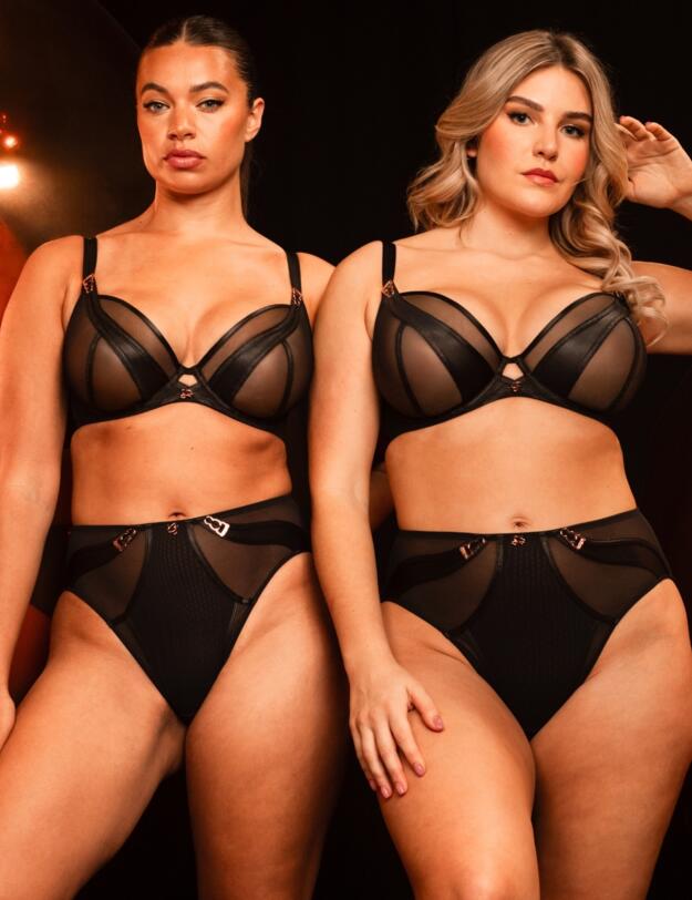 Scantilly by Curvy Kate Suspense Plunge Bra Black 