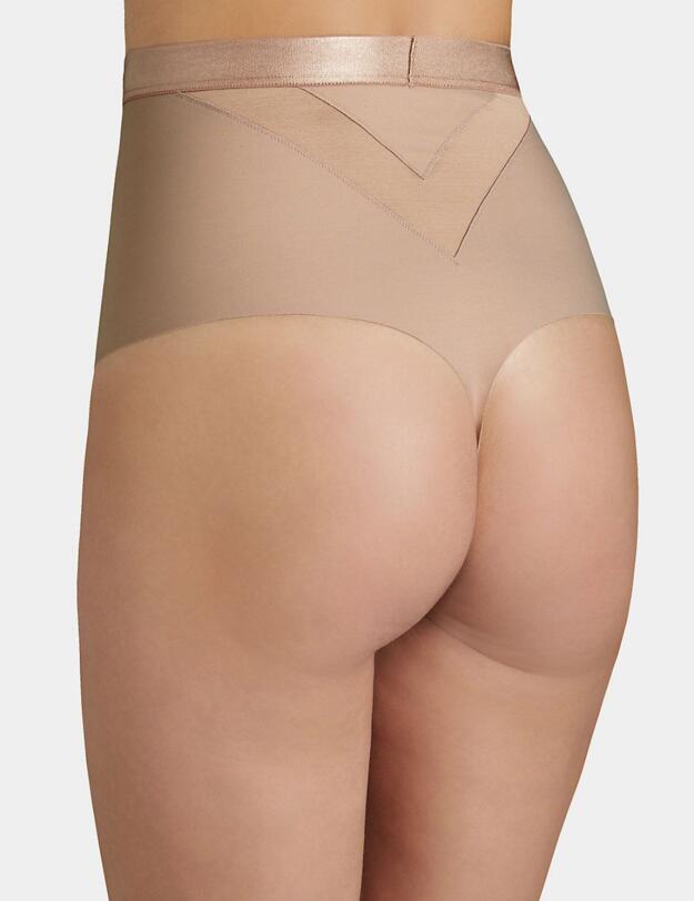 10124254 Triumph Amazing Sensation String Brief - 10124254 Nude