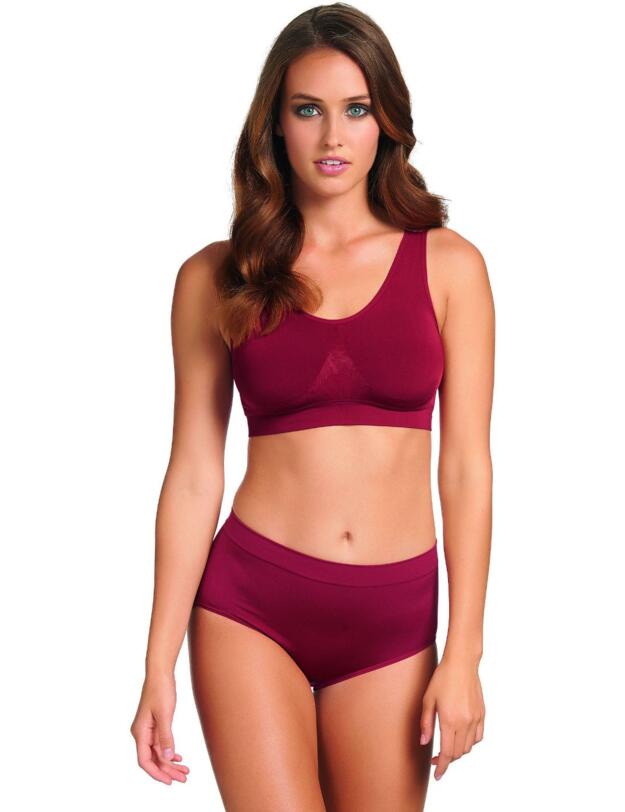 835275 Wacoal B-Smooth Padded Bralette  - 835275 Red Dahlia