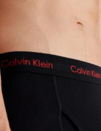 Calvin Klein Mens 3 pack Boxer Trunks Black / Pompian Red